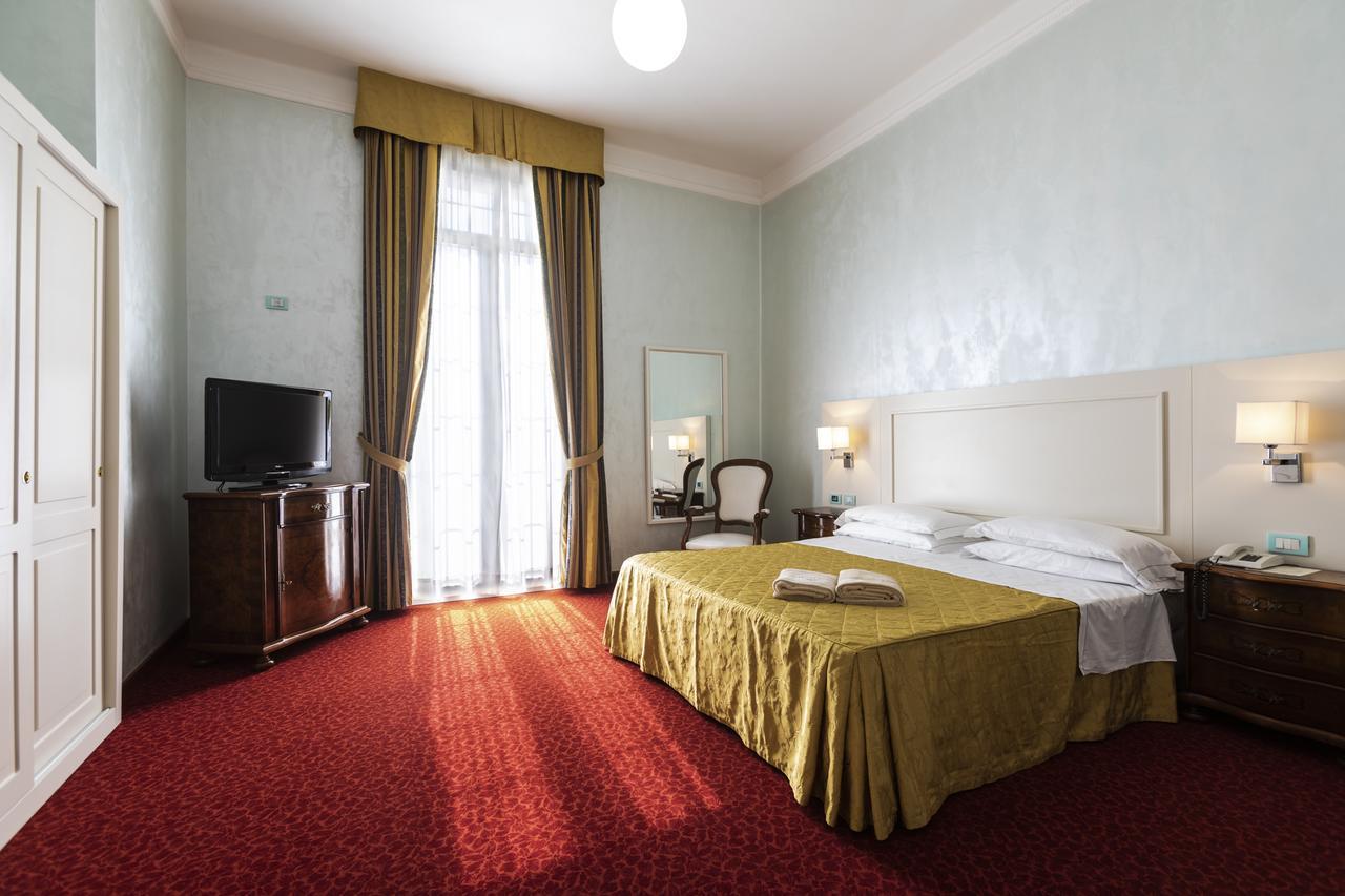 Grand Hotel Cesenatico Exterior photo